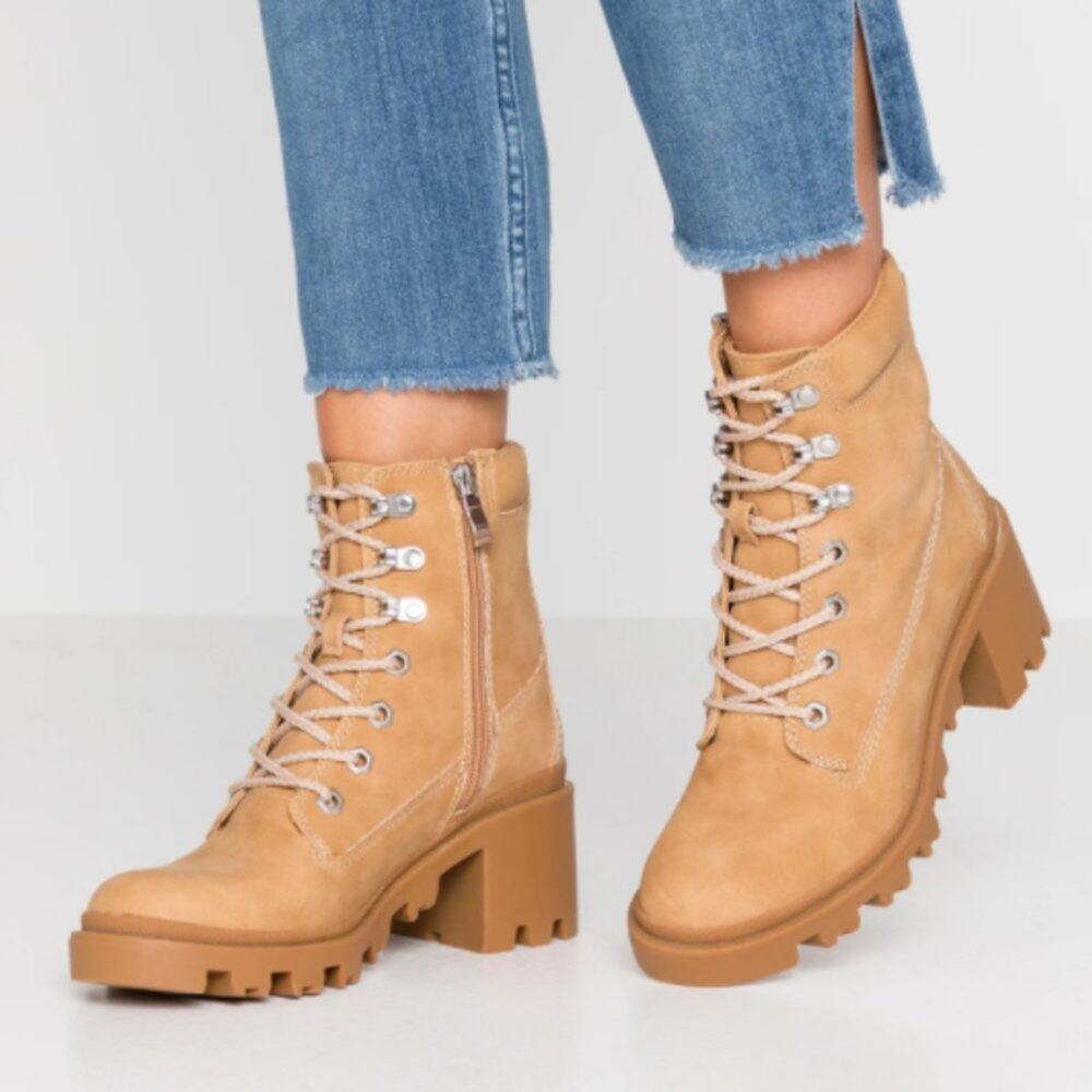 MADDEN GIRL ANKLE BOOTS size 8.5